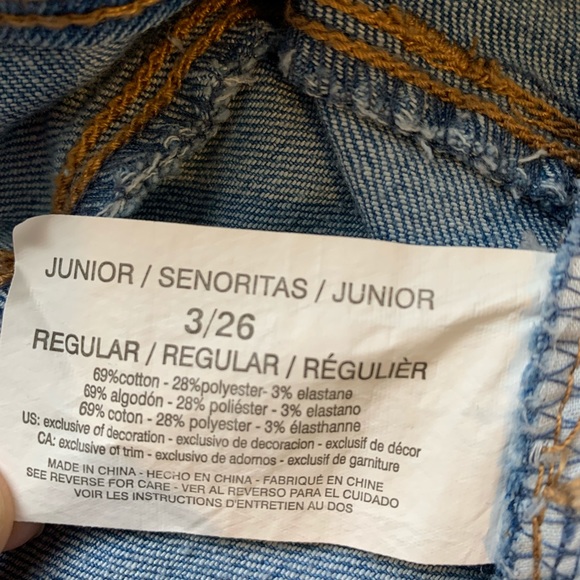 Black Daisy Size 3 Relaxed Skinny Jean Embroidered - Picture 5 of 10